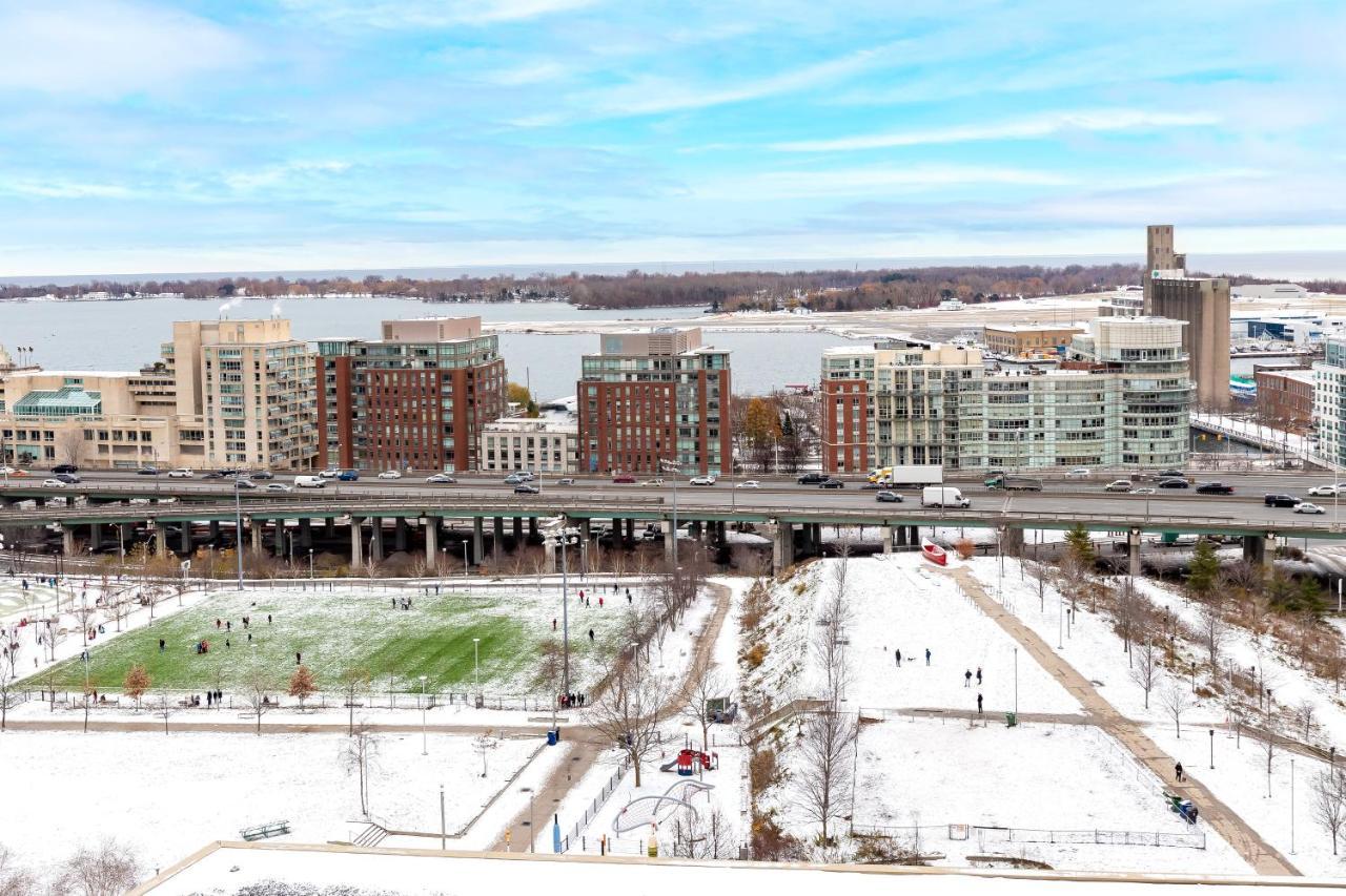 شقة تورونتو  في Walk To Rogers, Scotia Arena, Cn Tower المظهر الخارجي الصورة