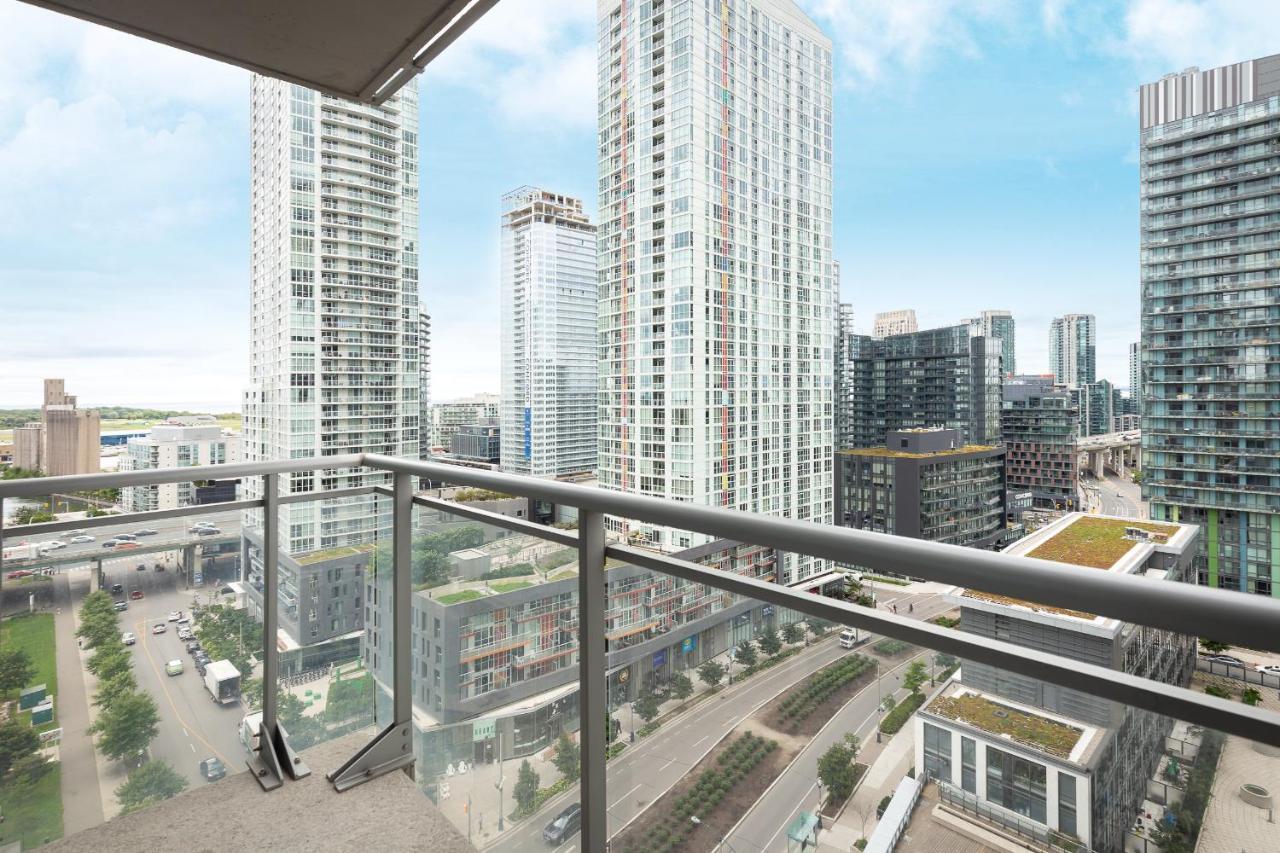 شقة تورونتو  في Walk To Rogers, Scotia Arena, Cn Tower المظهر الخارجي الصورة